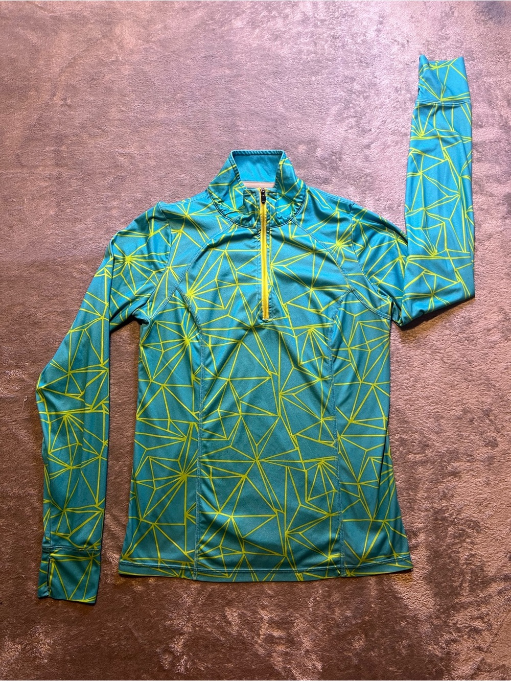 Xersion Teal & Yellow Geometric Long-Sleeve Rash Guard